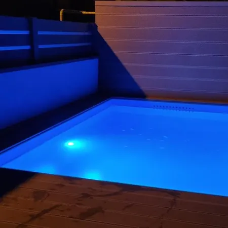 Relax House Ns * ノヴィ・サド