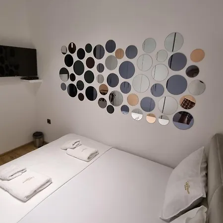 Relax House Ns ノヴィ・サド