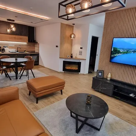 Relax House Ns *